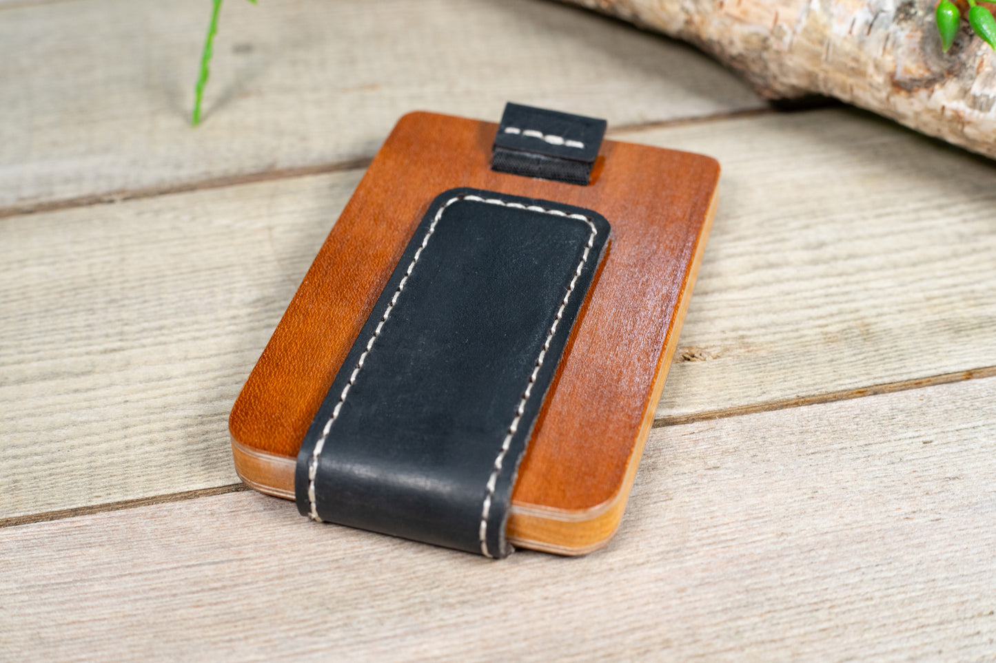 TreeShell Cherry Wood & Leather Wallet with Magnetic Money Clip